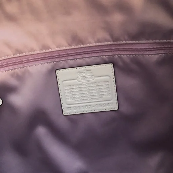 Coach Shoulder Bag - Picture 5 of 6